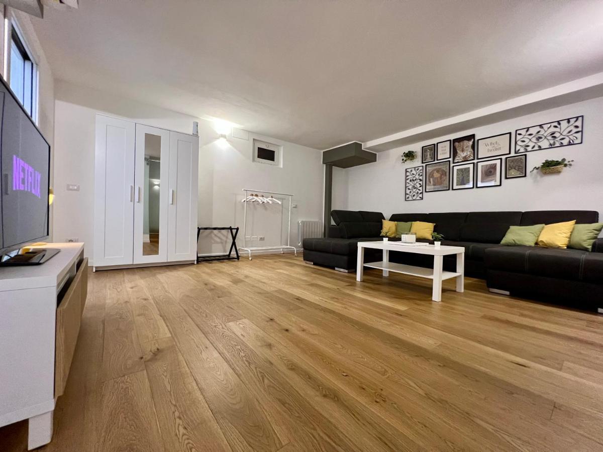 Central Luxe Haven Apartment Milan Exterior photo